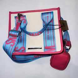 New Pink Cream Steve Madden Tote Purse Bag TikTok Bwebber Blue Multi  Crossbody for Sale in Santee, CA - OfferUp