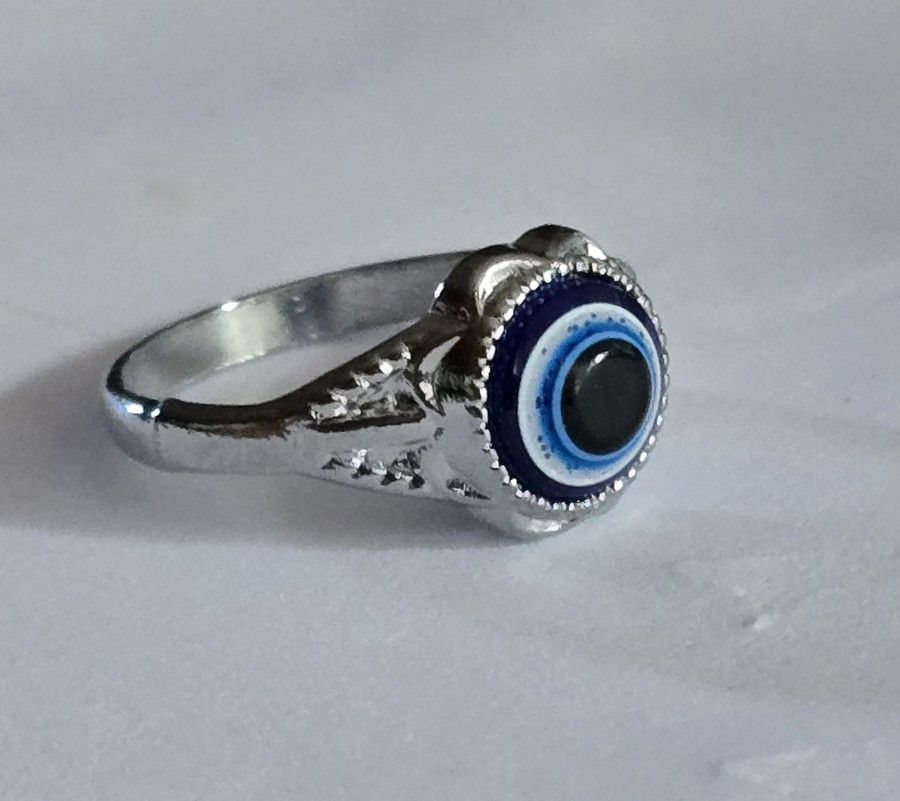 EVIL EYE OF PROTECTION QUALITY TITANIUM FOREVER SILVER NEW LADIES SIZE 8 RING