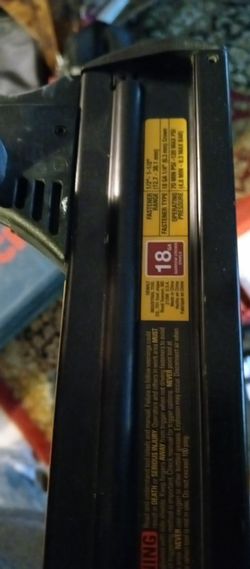DeWalt DWFP1838 Finish Stapler
