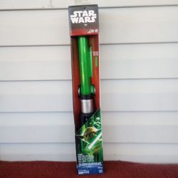 Star Wars Yoda Electronic Light Saber Bladebuilders Disney Hasbro