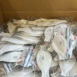 N95 MASKS - 440 Quantity Unopened Box 