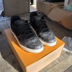 Louis Vuitton LV Trainers Size 10.5/11 Pre-Owned