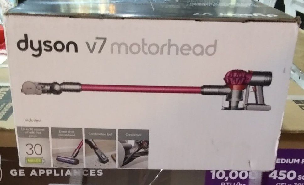 Dyson v7 Motorhead cordless vacuum * brand new $175.00