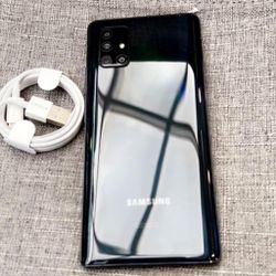 Samsung Galaxy A71, Factory Unlocked,  Excellent Condition.  Like New 