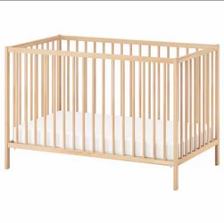 Wooden crib, adjustable great condition