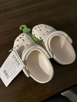 Toddler Crocs Size 5c