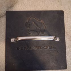 Pampered Chef Cast Iron Grill Press Bacon/Steak/Burger Press