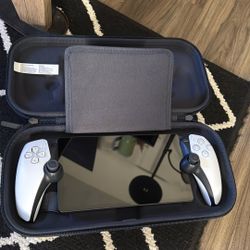 PlayStation Portal + Case