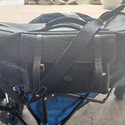 CORONADO No.207 BISON CEO Duffel **LIKE NEW *** MUST PICK UP