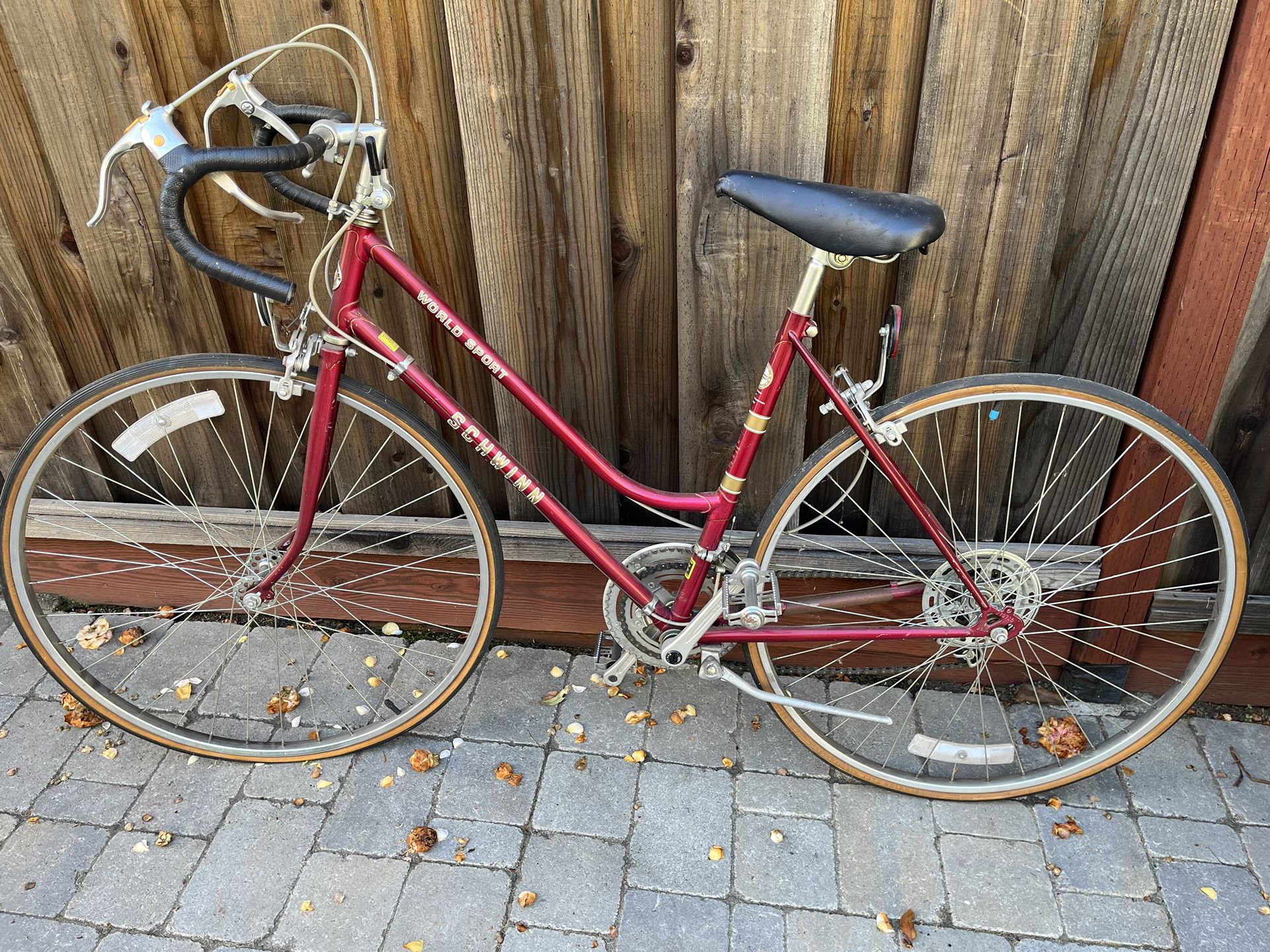 Vintage Schwinn World Sport Bike 19” Frame 