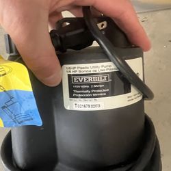 Everbilt Submersible Water Pump 1/6 HP