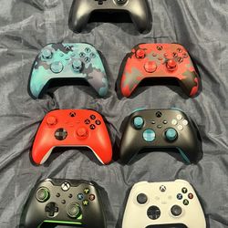 Xbox One Controllers 