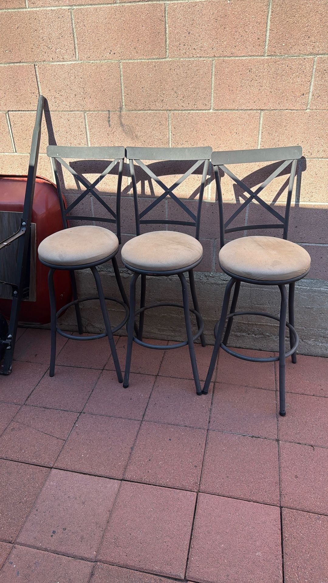 Swivel Bar Stools