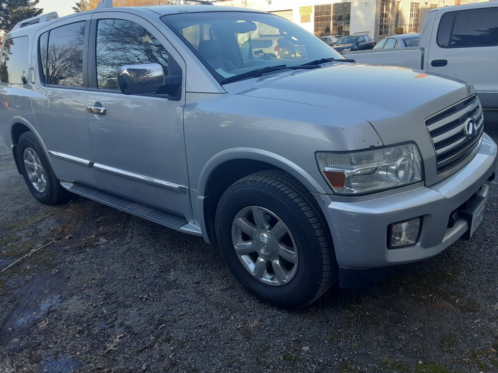 2005 Infiniti Qx56