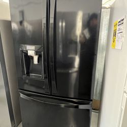 Kenmore French Door Black Like New 