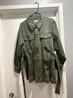 Women’s olive green jacket