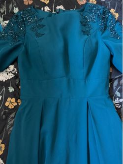 PRETTY GREEN DRESS, simple