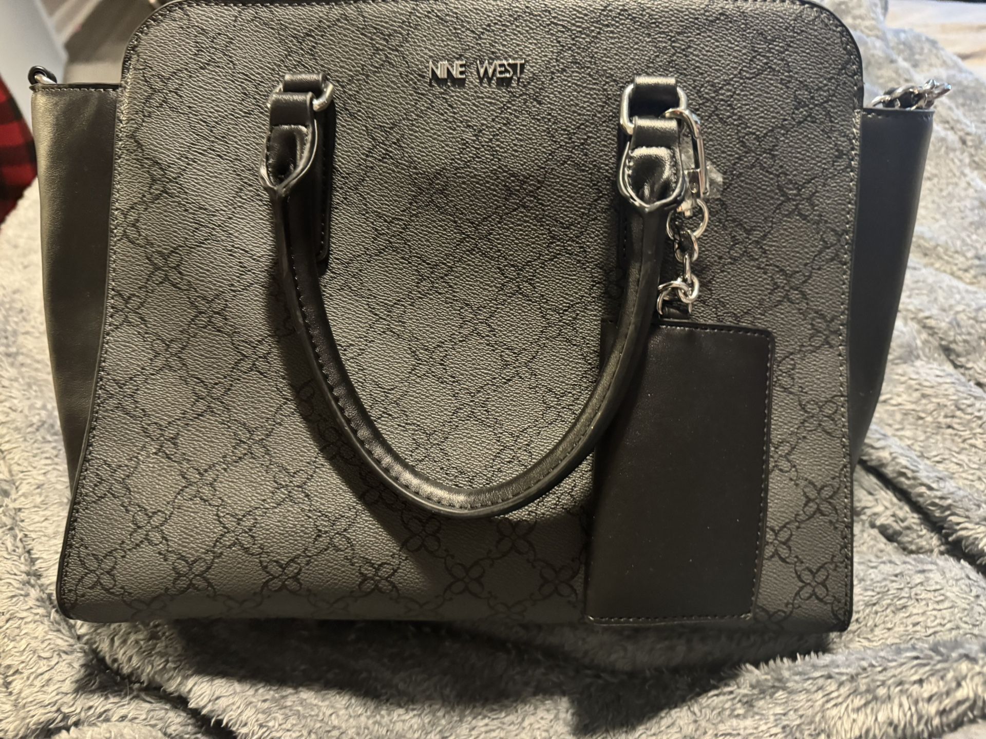 NINE WEST HANDBAG