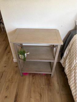 Night stand