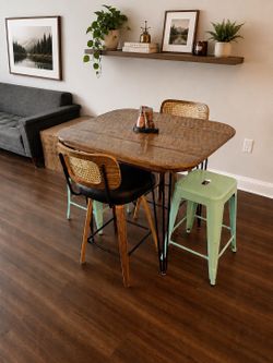 Kitchen / Bar Table set