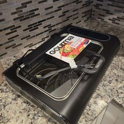 Gourmia Smokless Indoor Grill And Air Fryer With Cooking Book