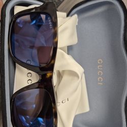 Gucci Sunglasses 