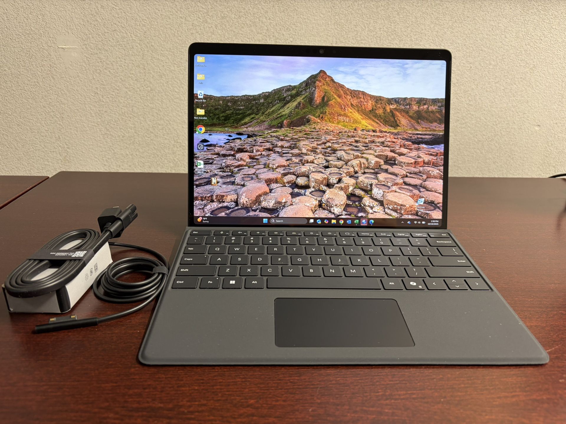 Microsoft - Surface Pro - Copilot+ PC - 13” OLED Touch-Screen - Snapdragon X Elite - SP 12" Keyboard - Excellent Condition!