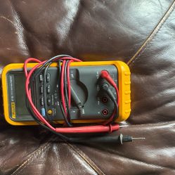 Fluke 87 True RMS Digital Multimeter