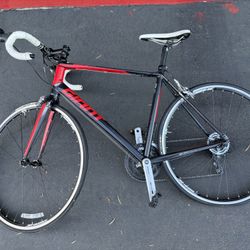 Giant 5 Road Bike