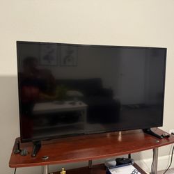 INSIGNIA NS-43DF710NA21 43-inch Smart 4K UHD - Fire TV