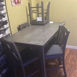 Table And Chair Set 