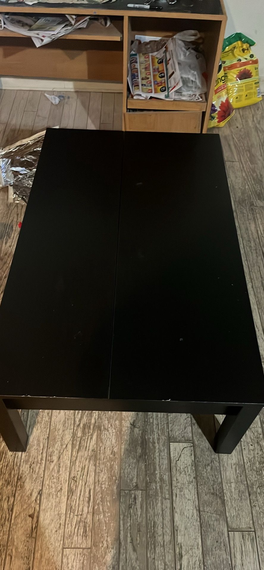 Coffee Table With Lift