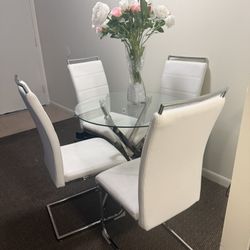 Juego De Comedor Pequeño 