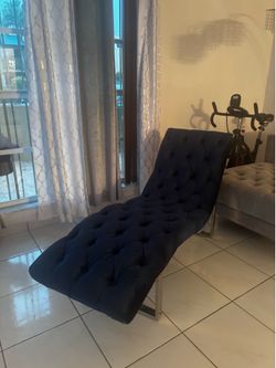 Chaise Lounge Chair