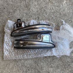 2019 Tacoma Side Mirror Turn Signal Light