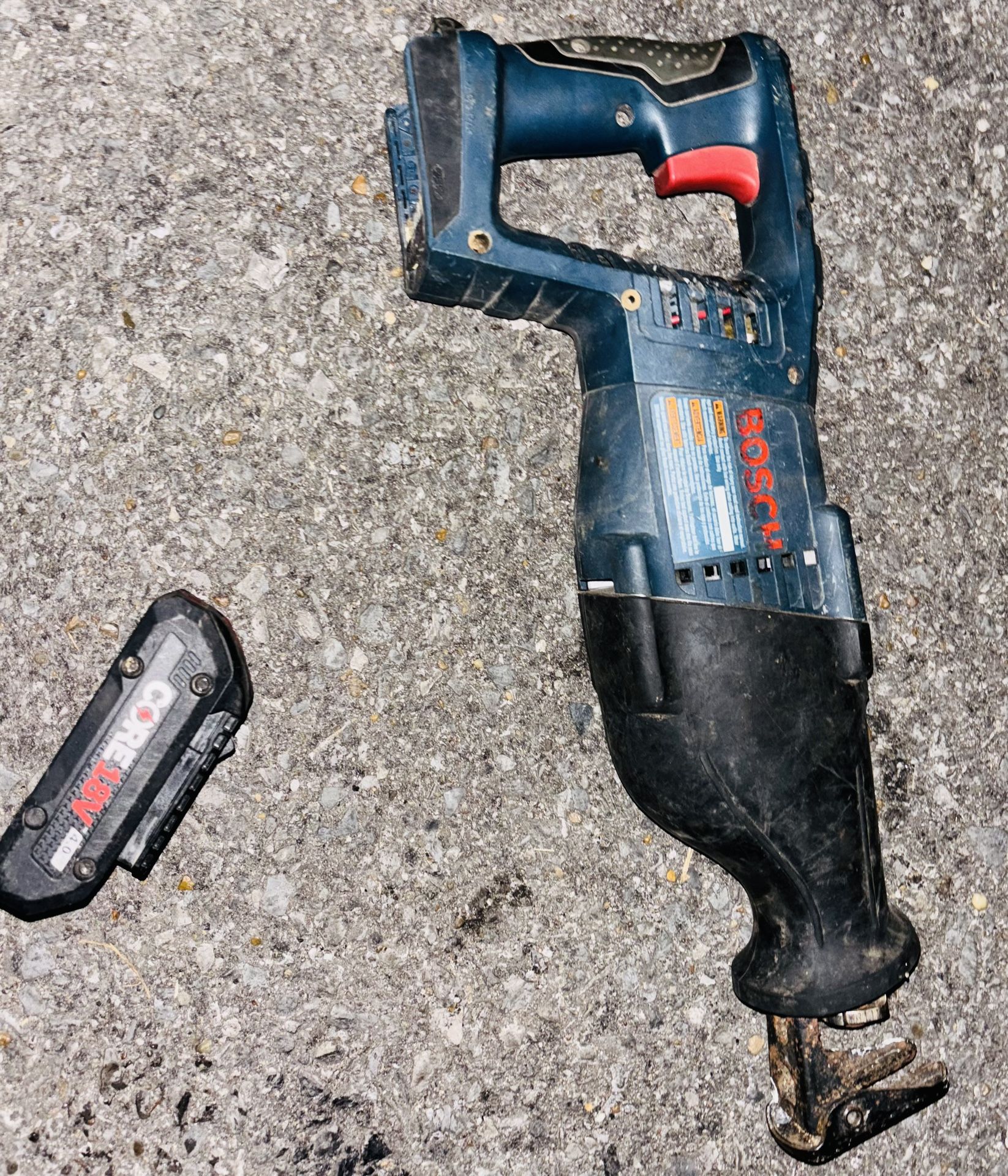 bosch 18volt  reciprocating saw and  4.0 battery