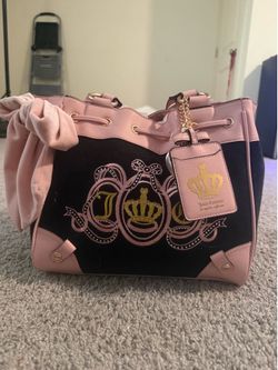 Juicy Couture Black & Pink Crown‑Detail Shoulder Bag