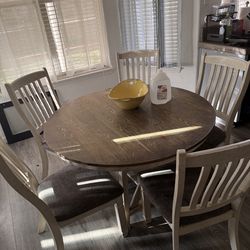 Kitchen table 5 chairs