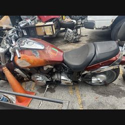 2007 Suzuki M1, 09 Parts Or Complete Mechanic Special Been Sitting
