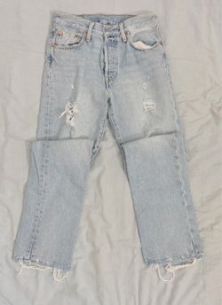 Levi’s Light wash distressed denim jeans