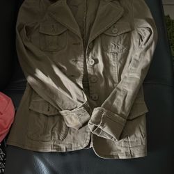 Cute Woman’s jacket size Xsmall 