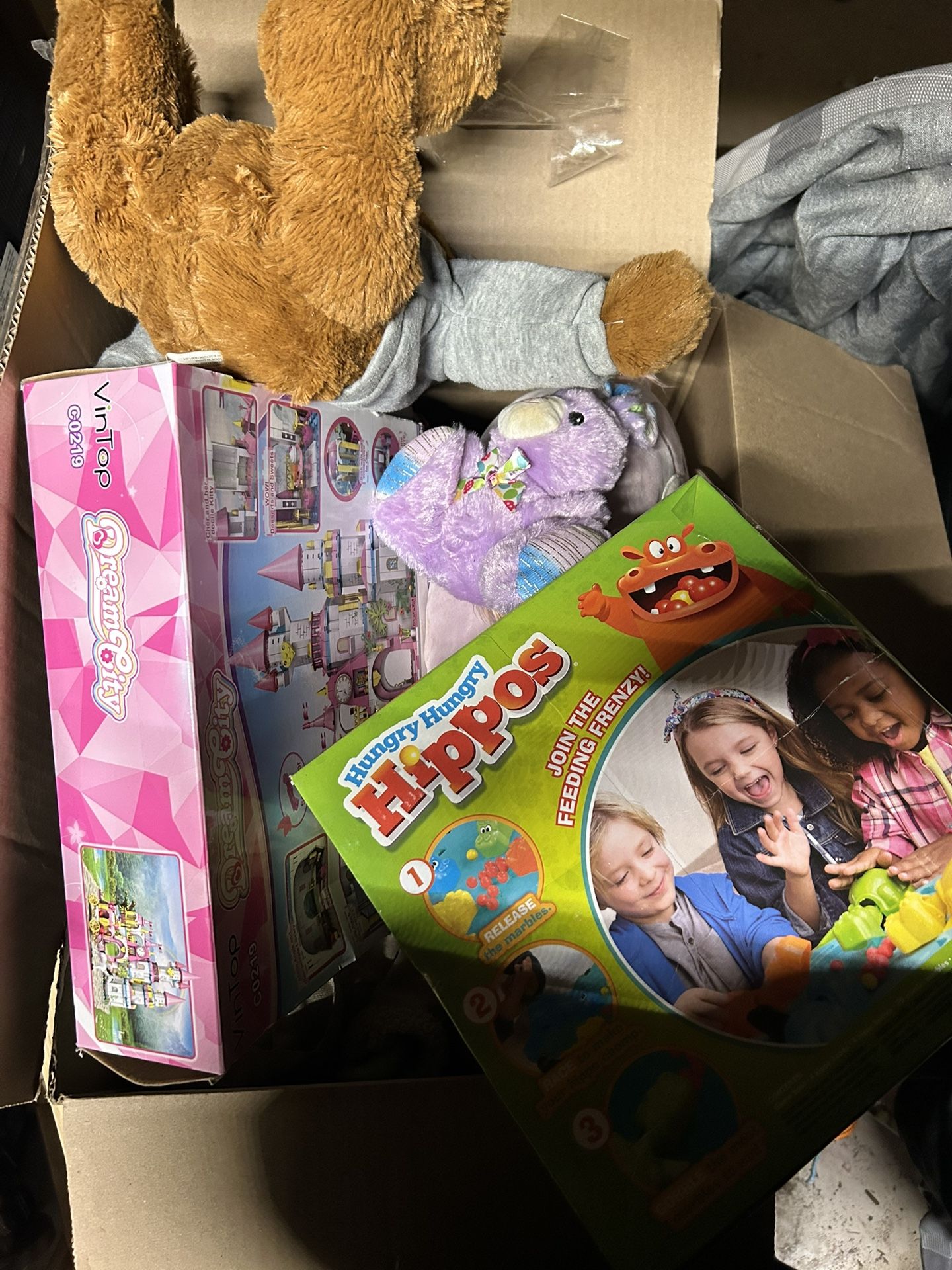 Games And Stuffed Animals 