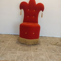 Silla Para 15 An̈os O Cumpleaños Ŕojo En Terciopelol