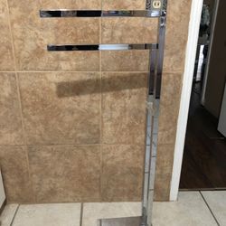 Towel Holder 