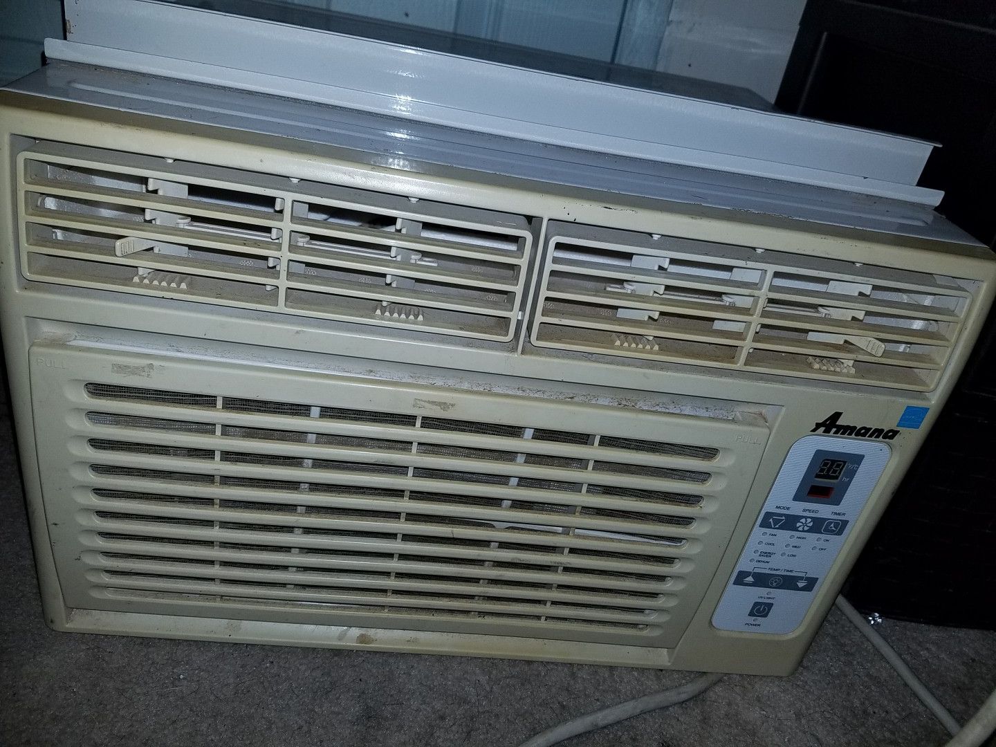 .Amana Window ac unit