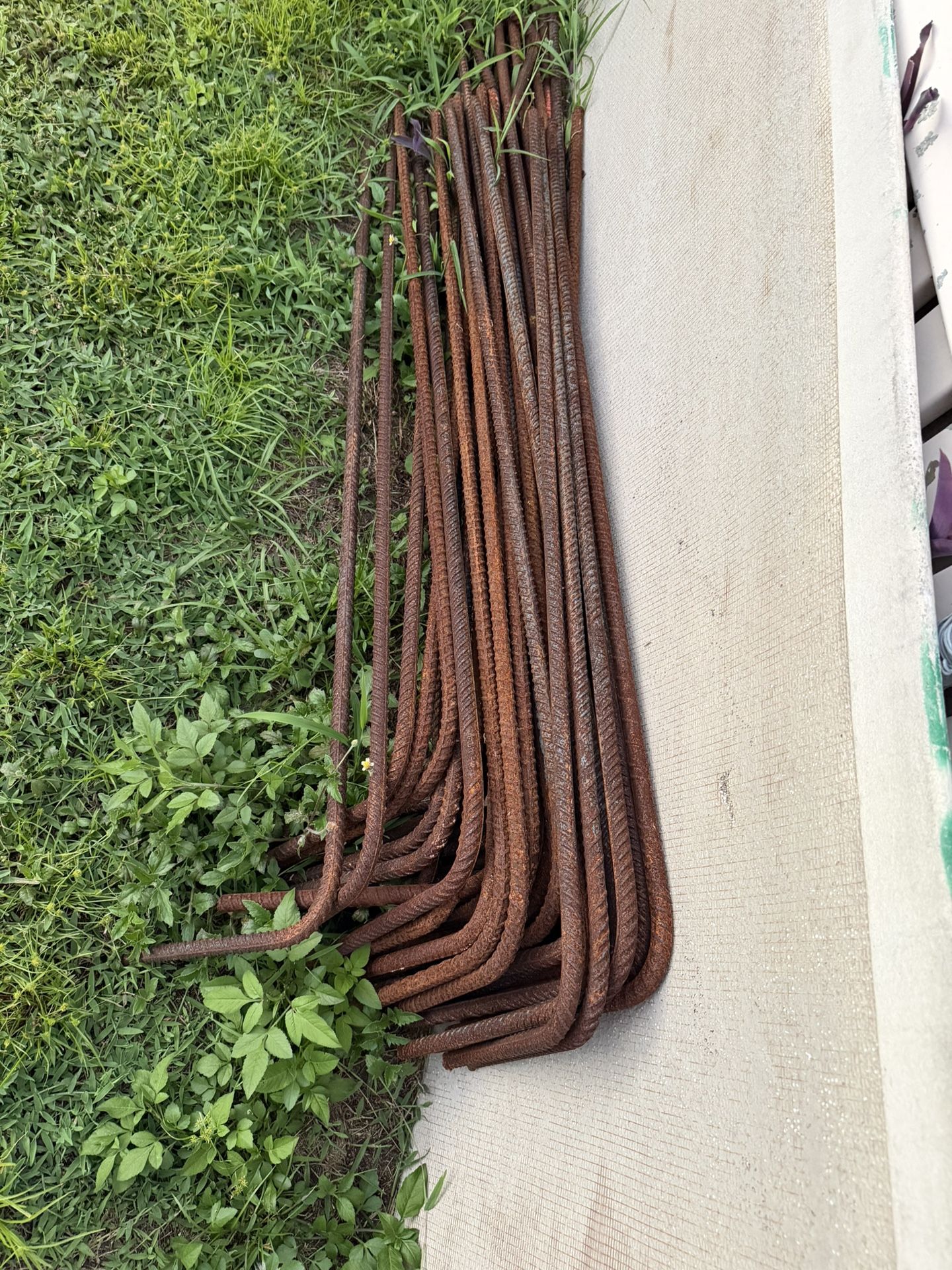 ( #5 ) 5/8” Bent Rib Bar ( 12” x 48”) 50 Pieces All for $80.