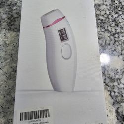 Intense Pulsed Light Hair Remover