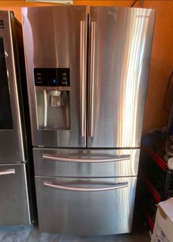 REFRIGERATOR 33WIDE SAMSUNG  - 4 DOORS