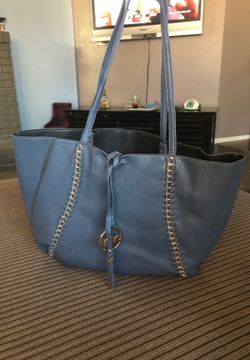 Bcbg hand bag with small bag