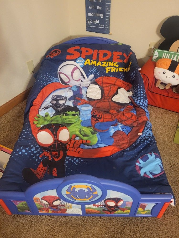 Spider Man Toddler Bed, Mattress  & Bedding